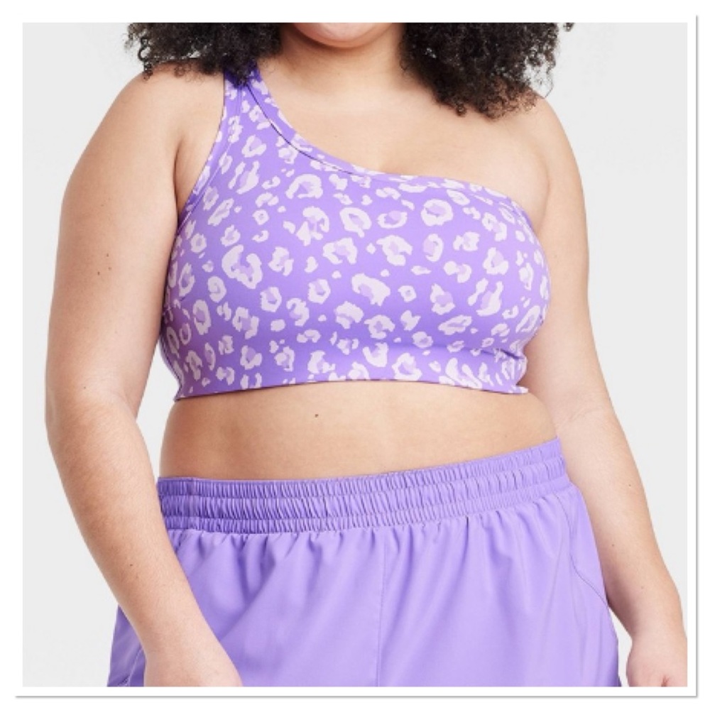 Women’s Leopard Print Light Support Brushed Sculpt Asymmetrical Sports Bra